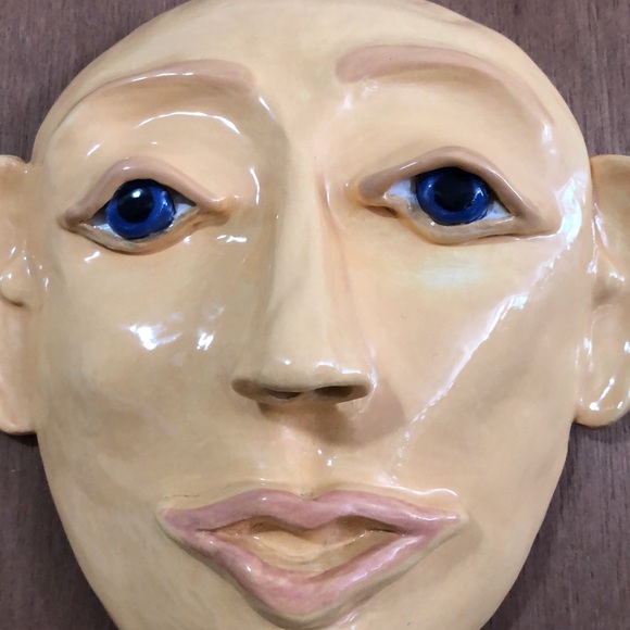 MANGO TREE STUDIOS Ceramic Mask Wall Art 7.5” New - Picture 9 of 15